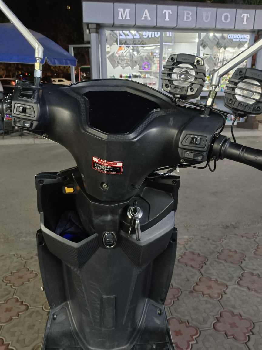 Skuter lardo 150 kub