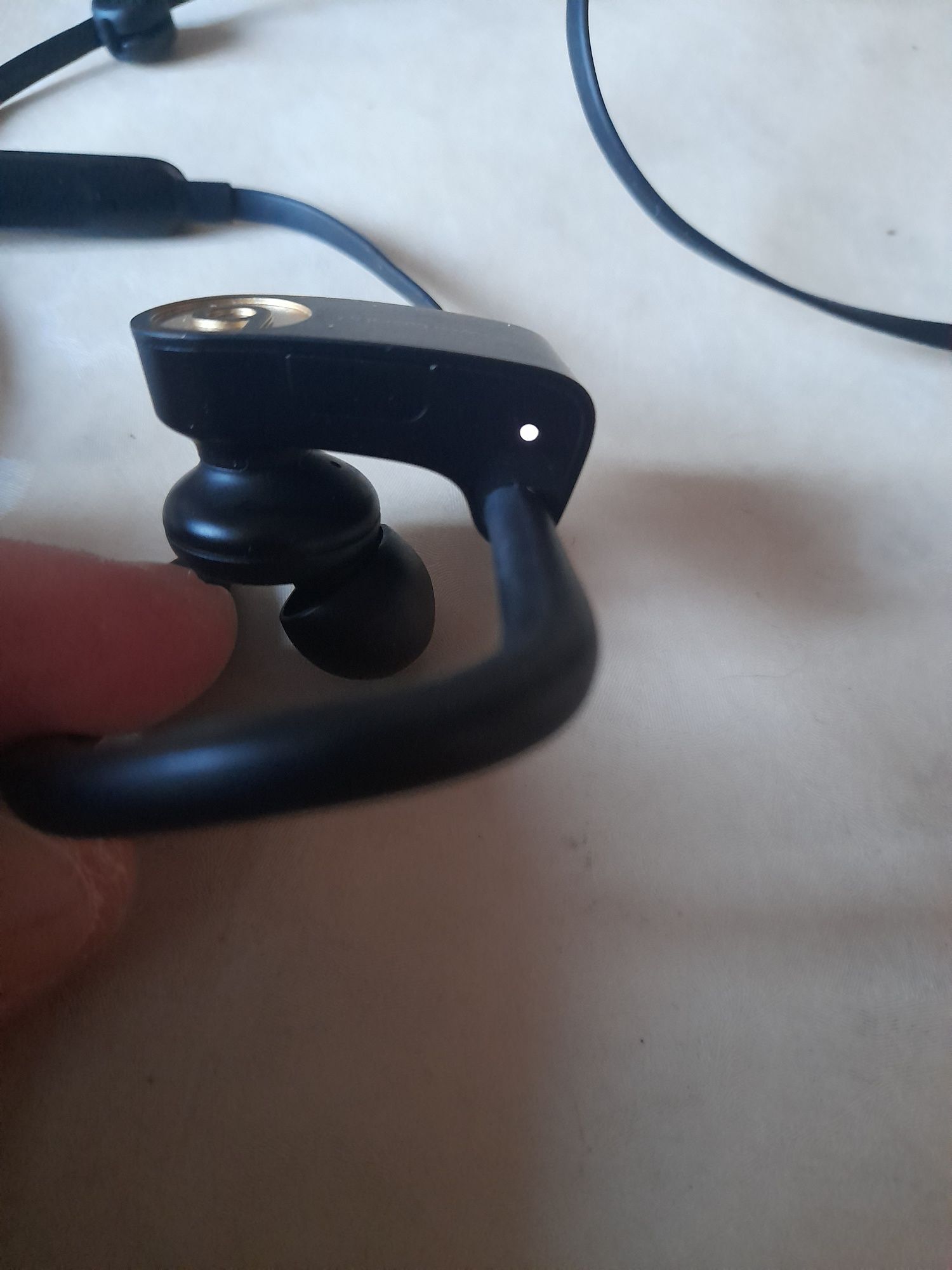 Vind caști bluetooth powerbeats 3