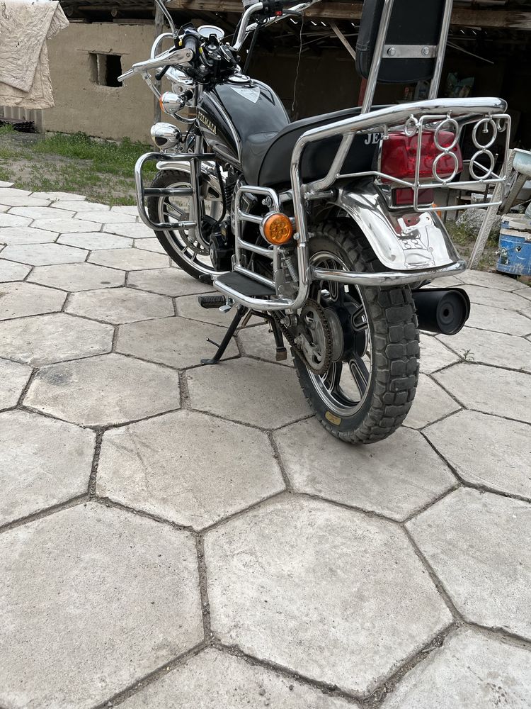 Jelmaya 250 куб жагдайы жаксы каскасы бар