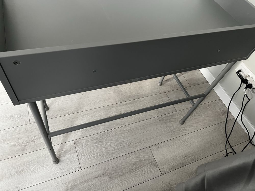 Бюро HAUGA IKEA 100/45/77 СИВО