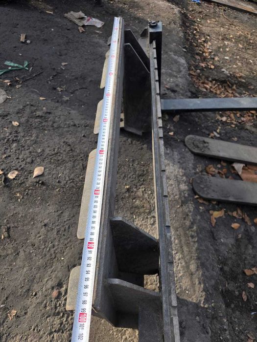 Вилы  Паллетные вилы Bobcat, Wecan, Case, Longking,