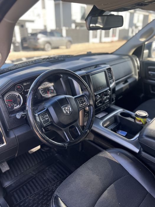 Dodge Ram Sport 5.7Hemi Euro 6 4x4 rar efectuat variante