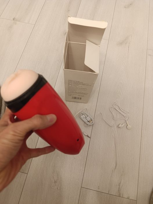 Продам товар для взрослых (женский половой орган)