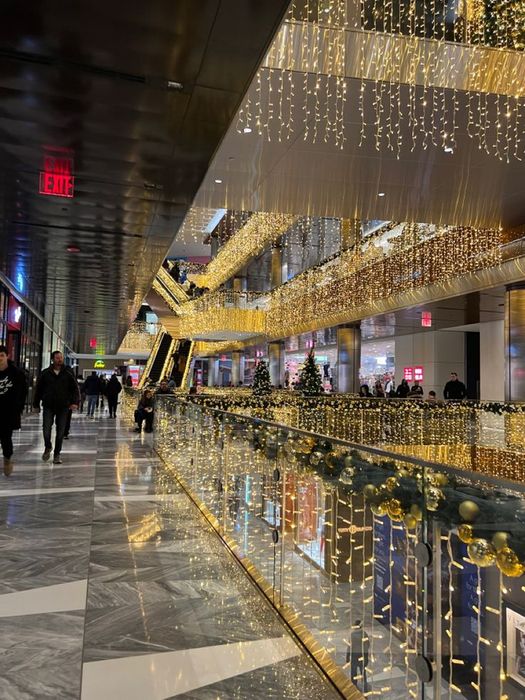 Монтаж, установка новогодних гирлянд