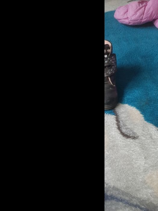 Продам детскую куртку, детскую обувь на осень!