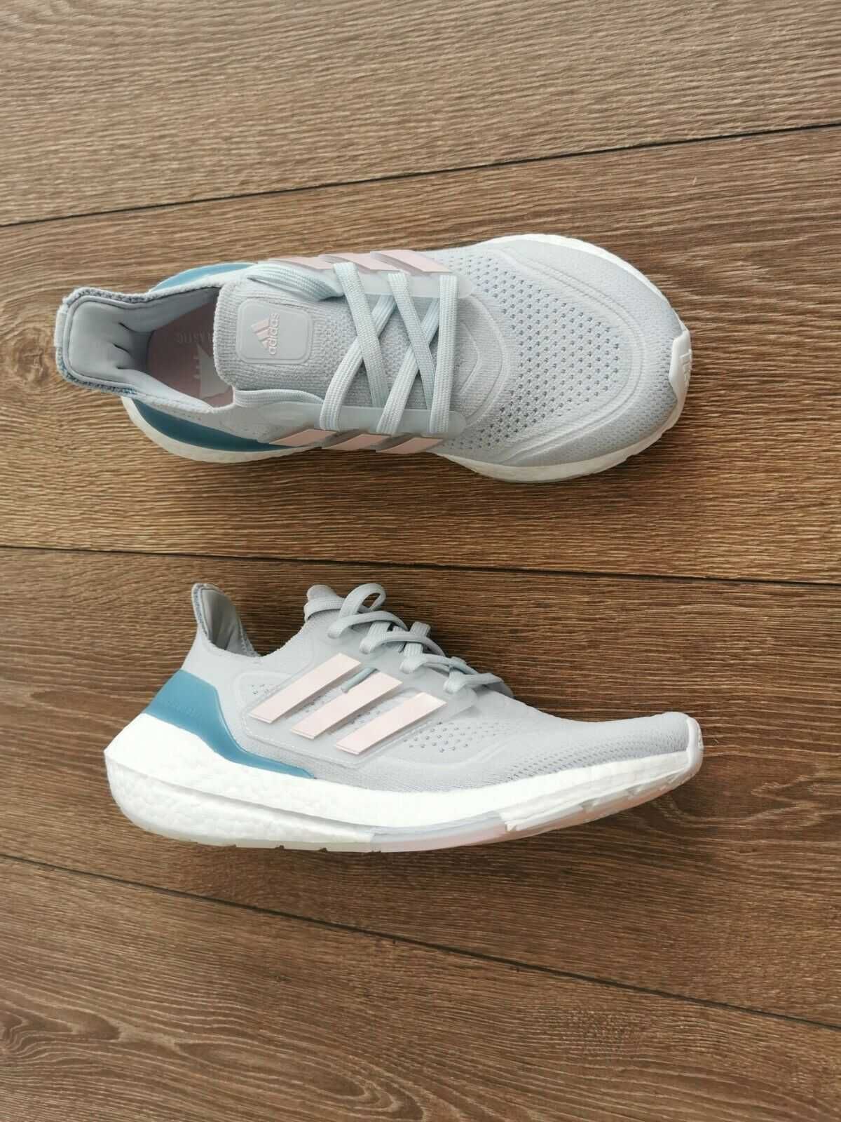 Оригинални дамски маратонки * ADIDAS ULTRABOOST 21 * EU38