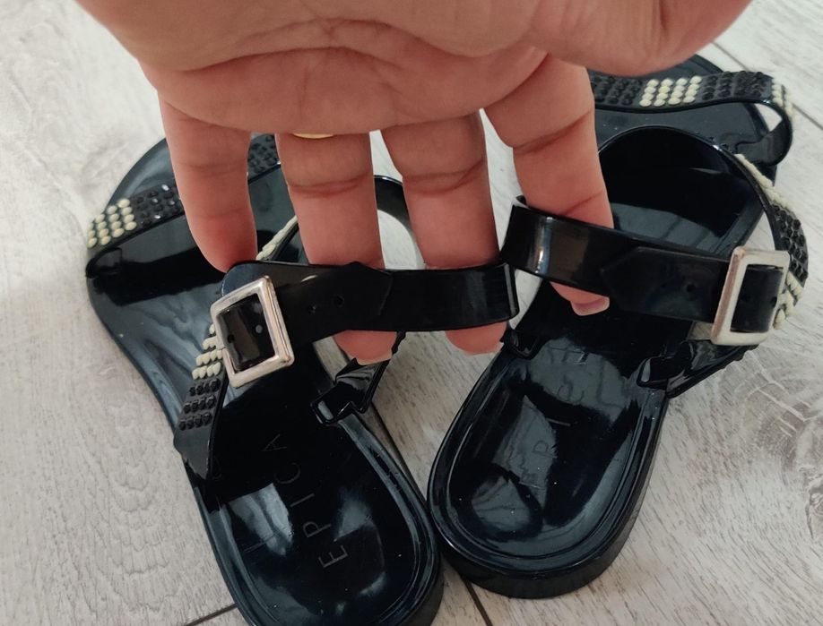 Sandale de damă de la EPICA. Mărimea 38