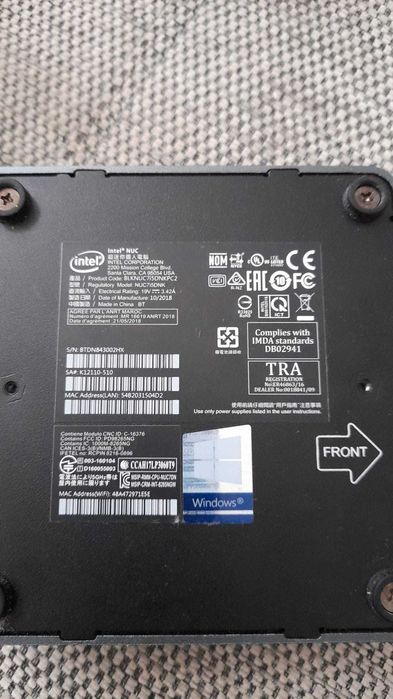 Vând calculator Intel® NUC procesor Intel® Core™ i5 de generația a 7-a