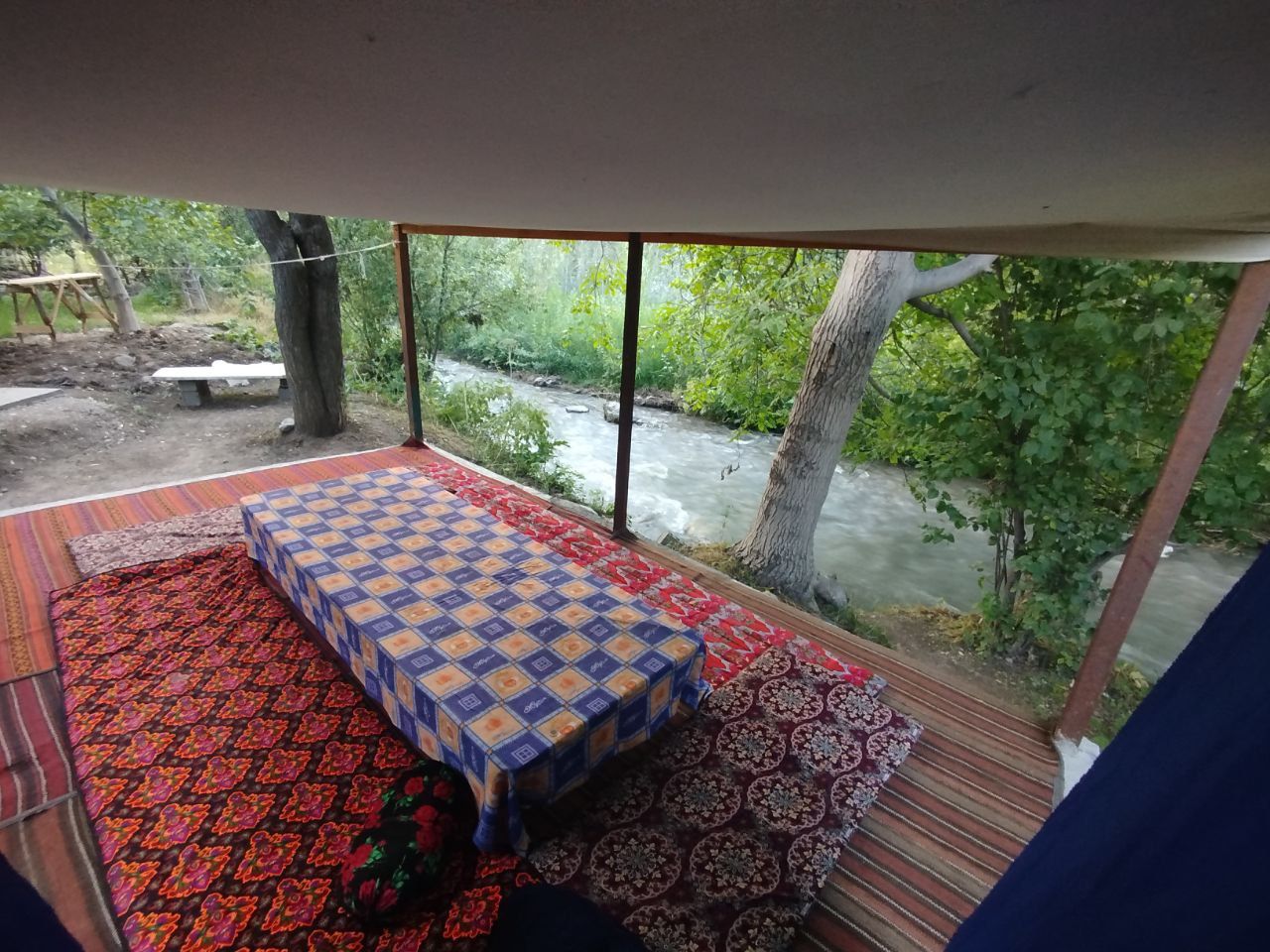 Zomin Dacha zomin sanatoriyasi yaqinida