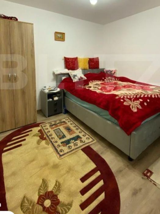 Vand aparatament cu doua camere