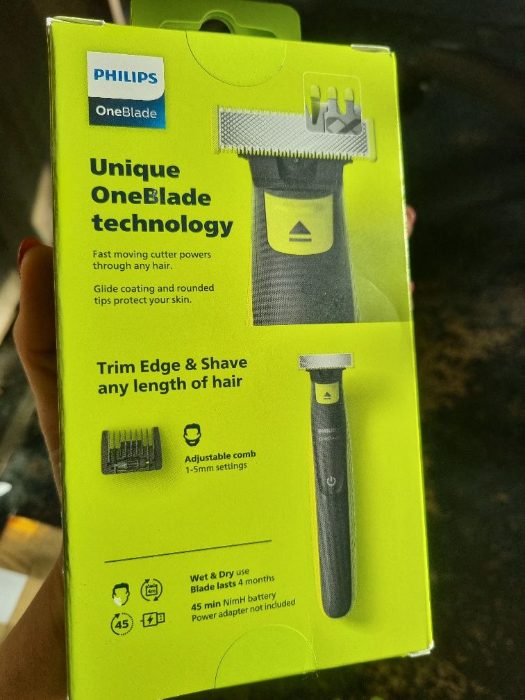 Aparat de ras OneBlade Philips Original , 5in1 nou