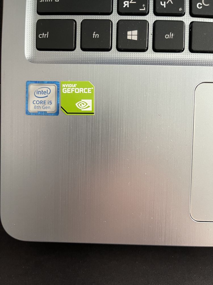 Asus Vivobook i5