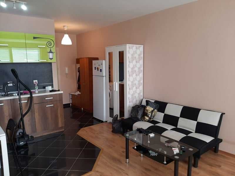 Продава се Едностаен апартамент в София, Студентски град - 46 кв.м за 2392 €/кв.м - Снимка #1