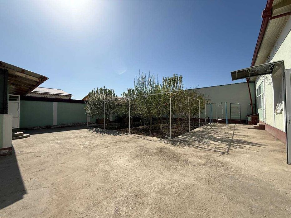 Tayyor 6 sotiqli kottedj sotiladi