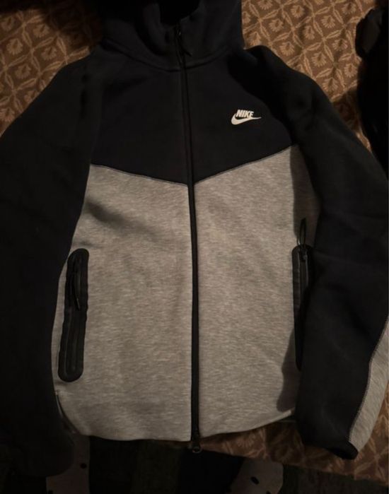Nike tech fleece