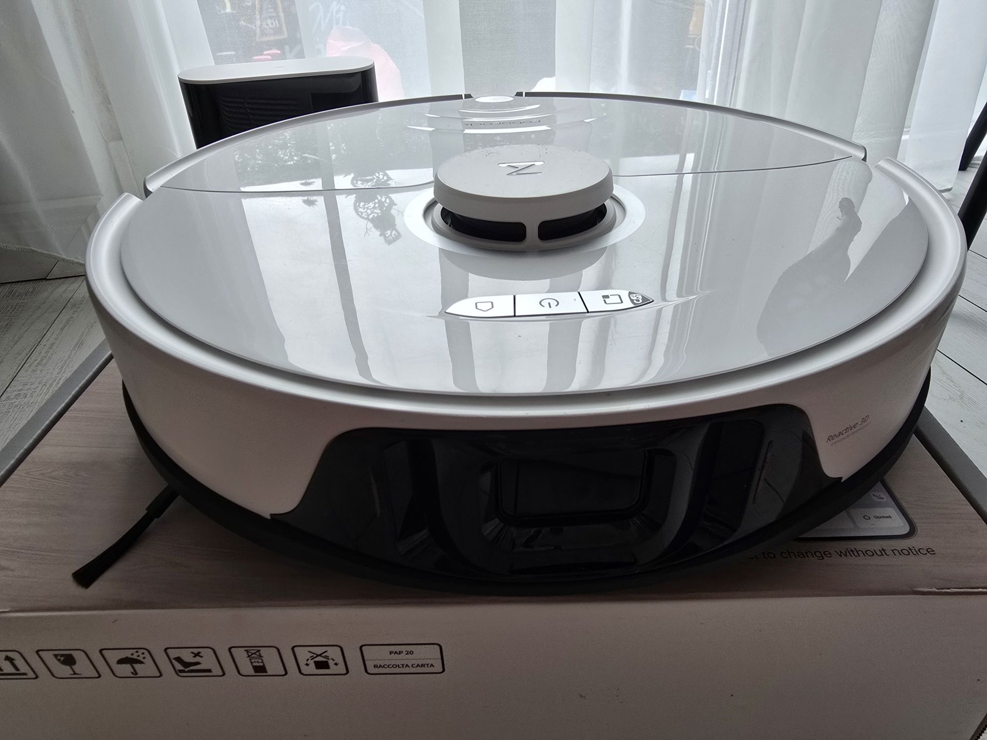 НОВА Прахосмукачка робот Xiaomi Roborock S8