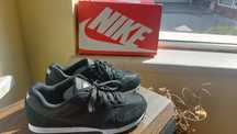 Маратонки NIKE MD RUNNER 2  # 38.5