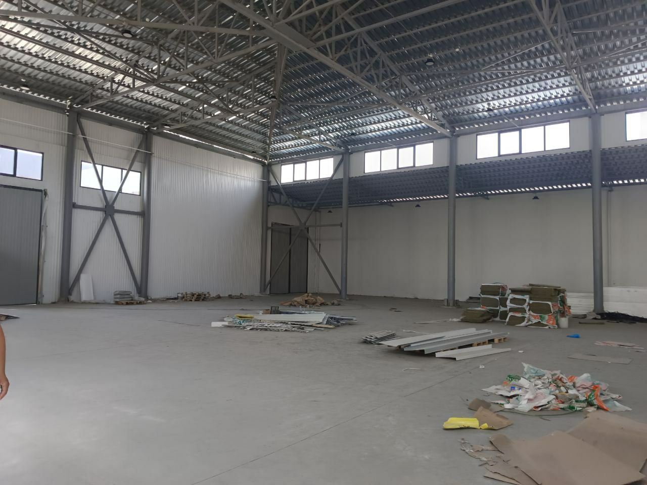 Сдаётся в аренду 24 000 м². склад.