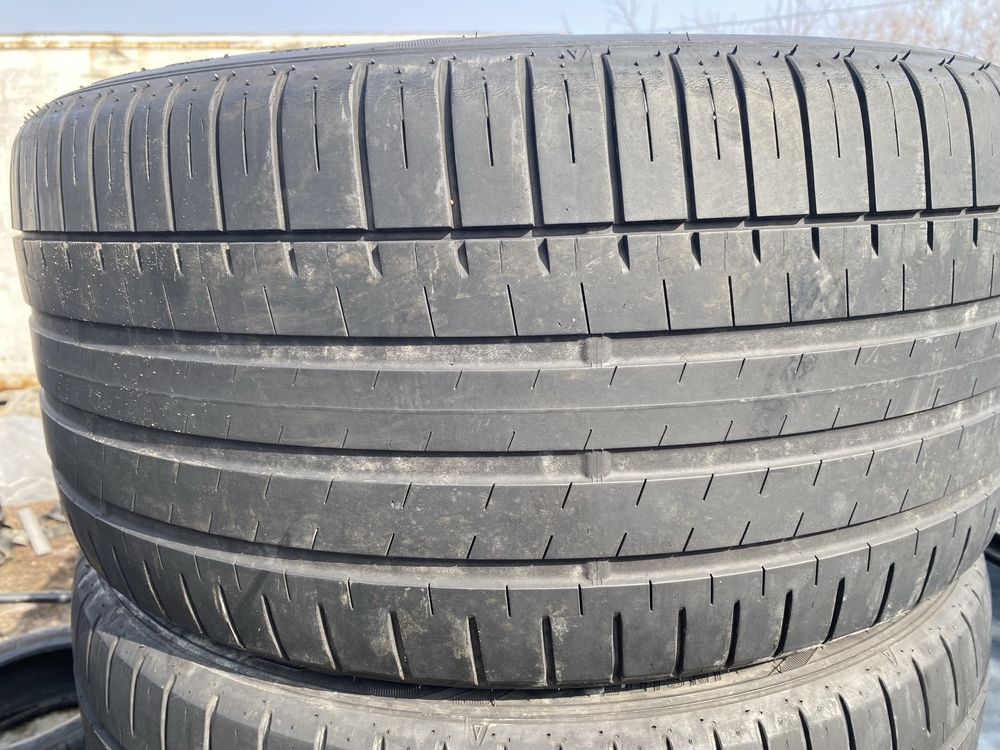 Пара летние шины 295/40/20 295/40R20 Falken.