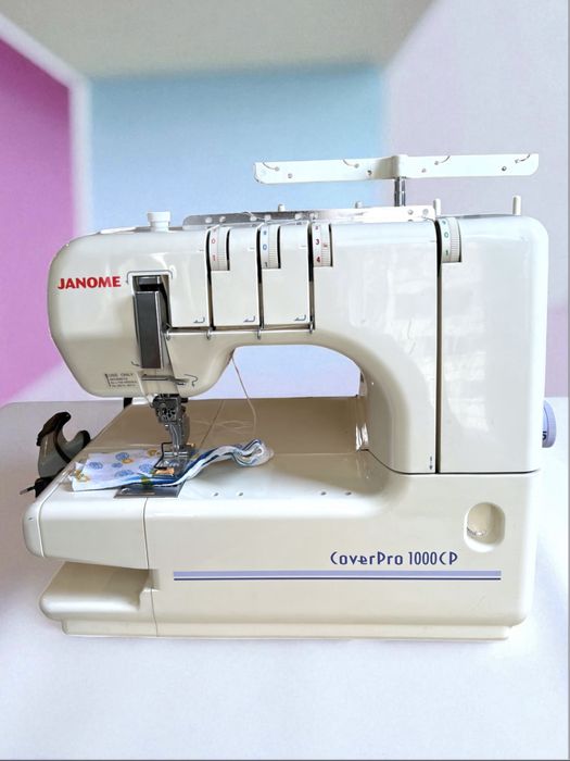 Распошивальная машина Janome Cover Pro 1000CP