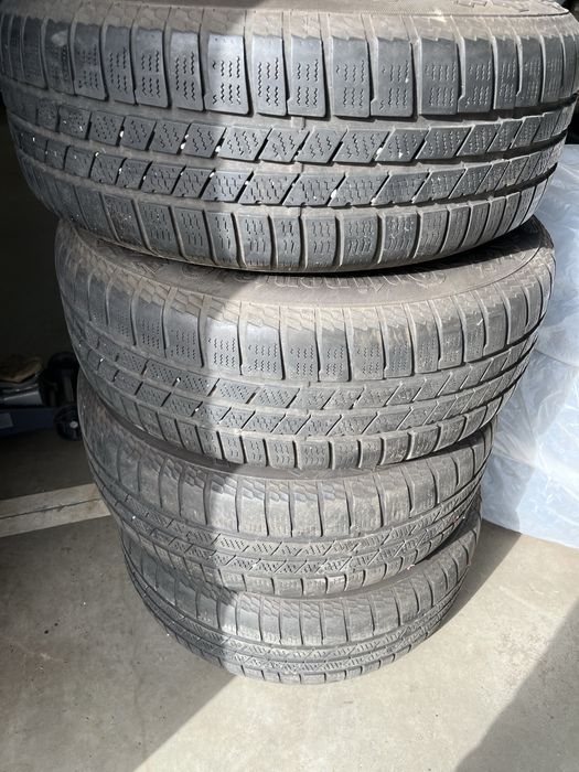 Anvelope iarna 215 65 16 Continental