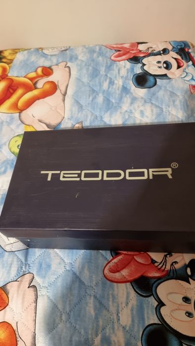 Продавам нови мъжки обувки от естествена кожа