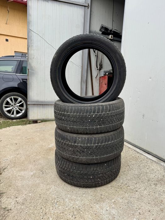 Cauciucuri 225/45 R17.