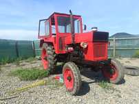 Tractor Universal 650