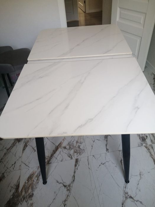 Раздвижной стол.