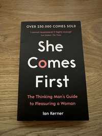 Carte She Comes First Ian Kerner