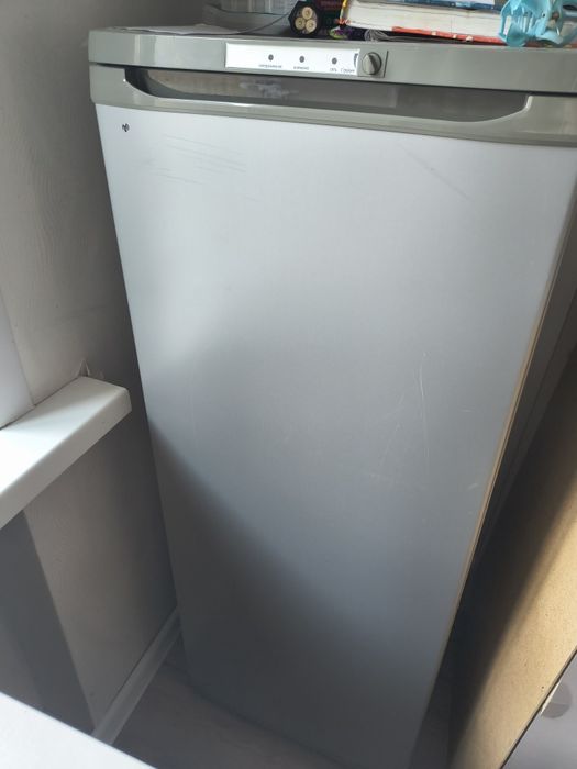 Морозильник нужен ремонт