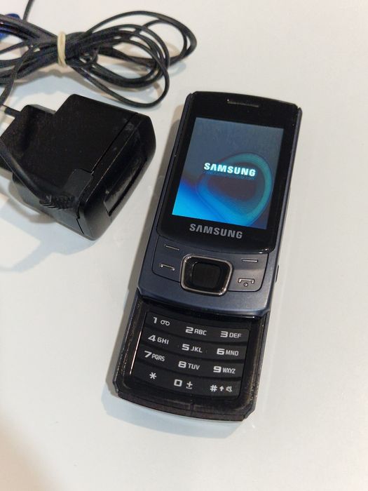 Telefon Samsung GT-C6112 dual sim cu 2 procesoare
