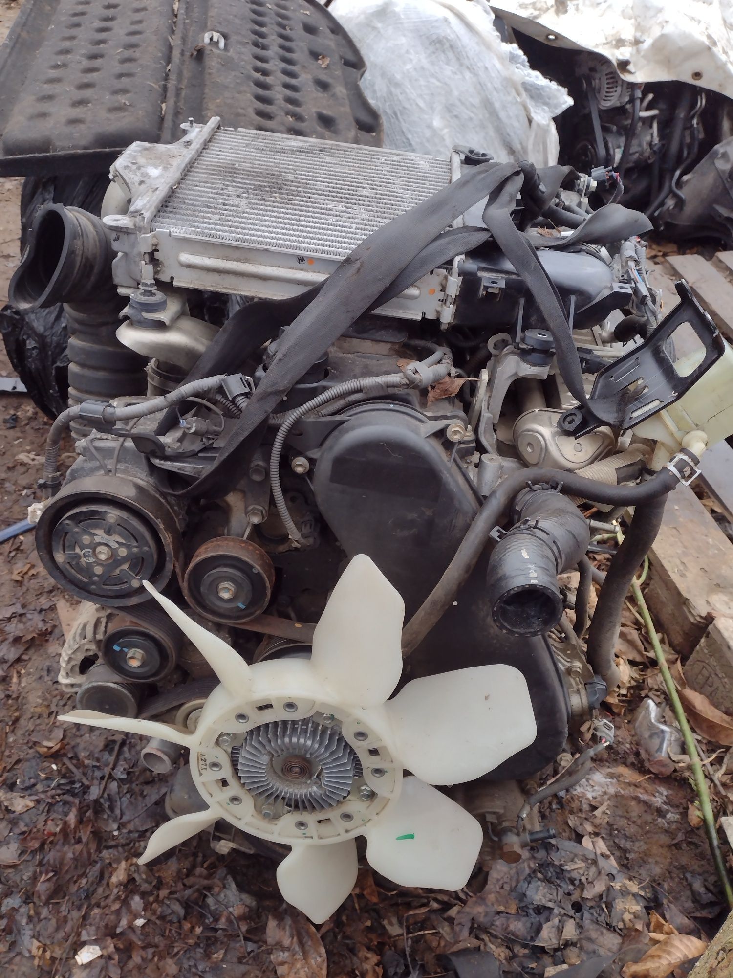 Motor complet Toyota hilux 2.5 2KD 2015 piese din dezmembrari 70000 km
