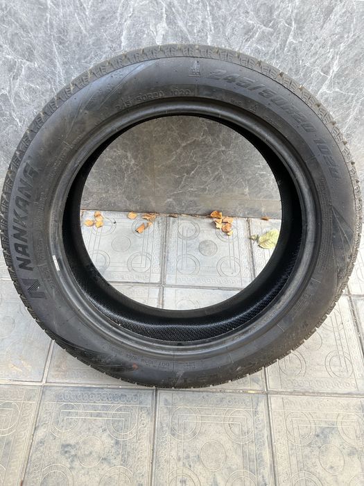 Шины зимние как новый.