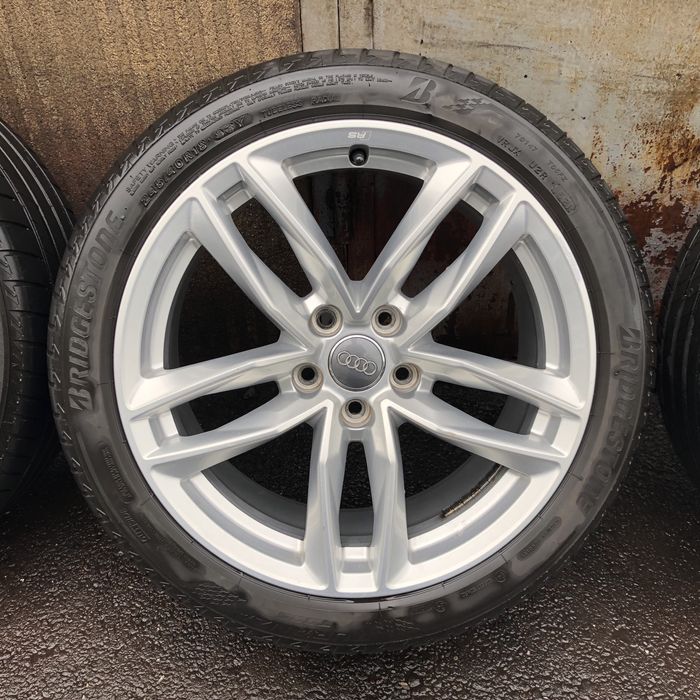 Vand jante Audi RS A4 B9 B8 A6 245/40/18 cod 8W0601025BA originale
