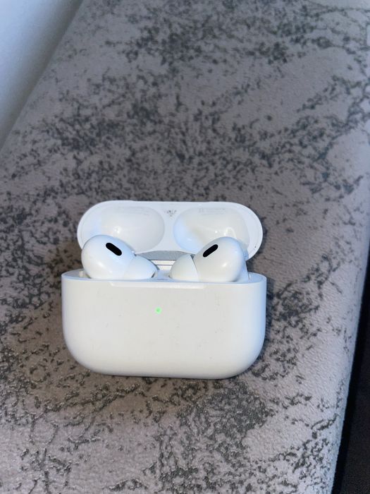 Продам air pods 2 pro Оригинал