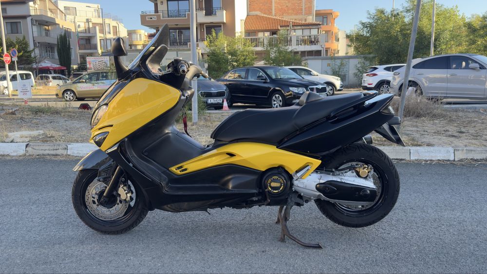 Yamaha T-max 500