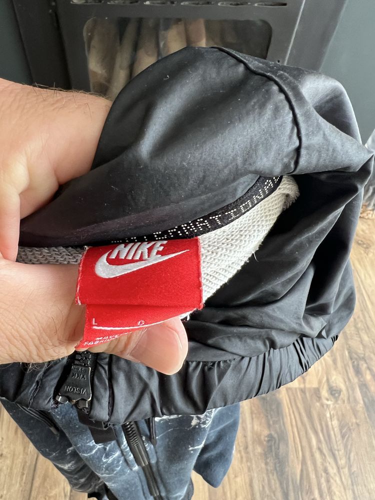 Nike Internacionalist size L