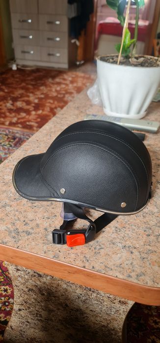 Шлем. Каска. Мотошлем. Кепка.