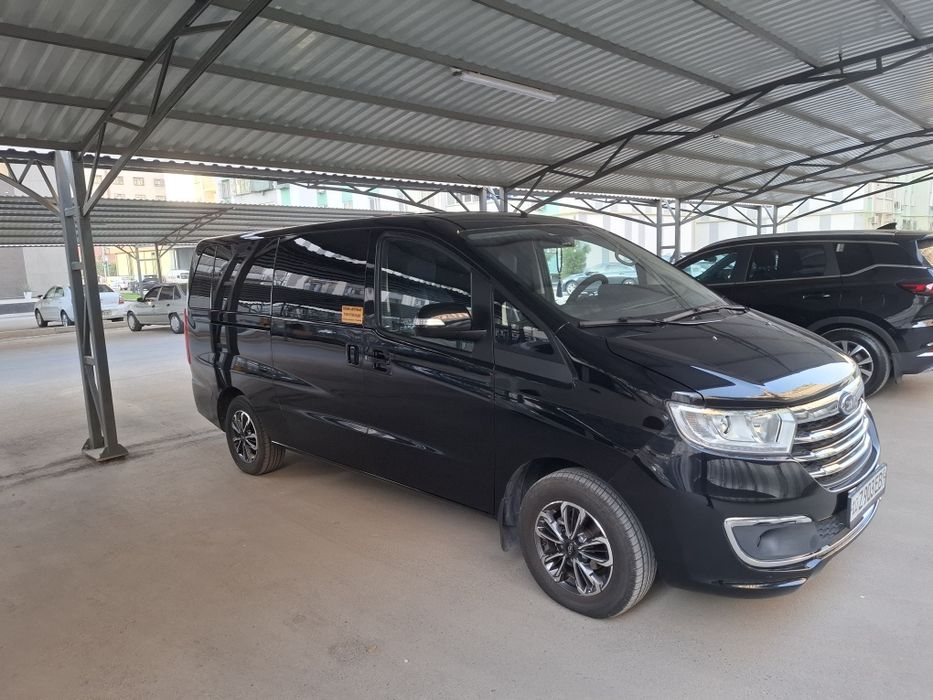 Продается минивэн JAC M3 (2023 г.) | 8+1 мест | Пробег 13000 км