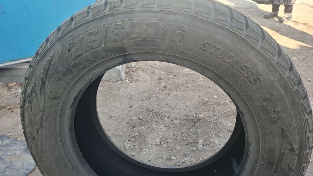 Продается зимние шины