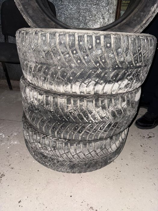 MICHELIN X-Ice North 4 215/55 R17 98T с шипами