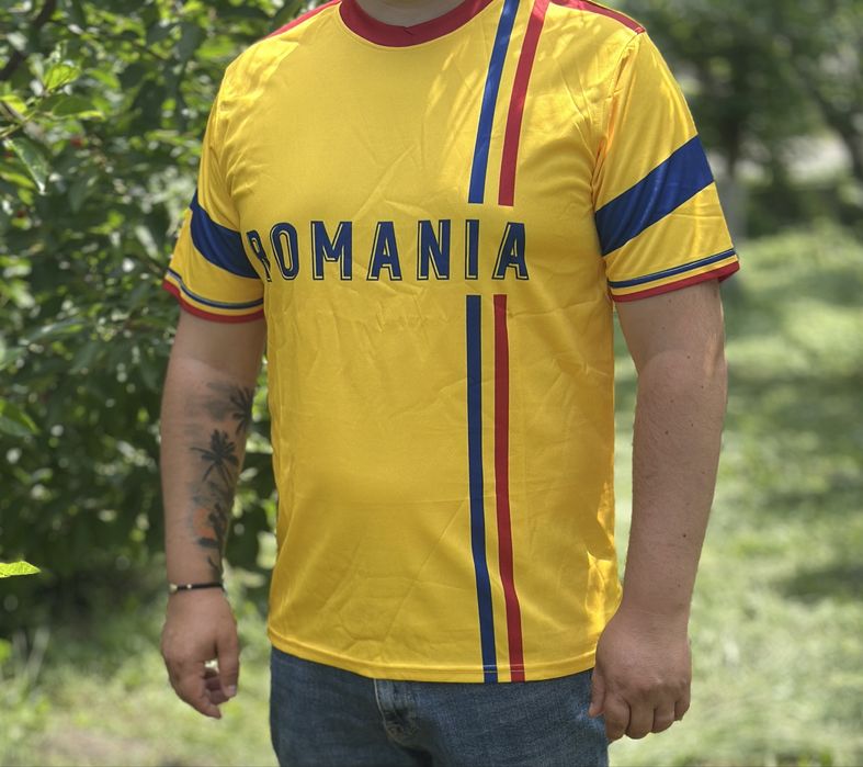 Tricouri fotbal România – noi, diverse mărimi