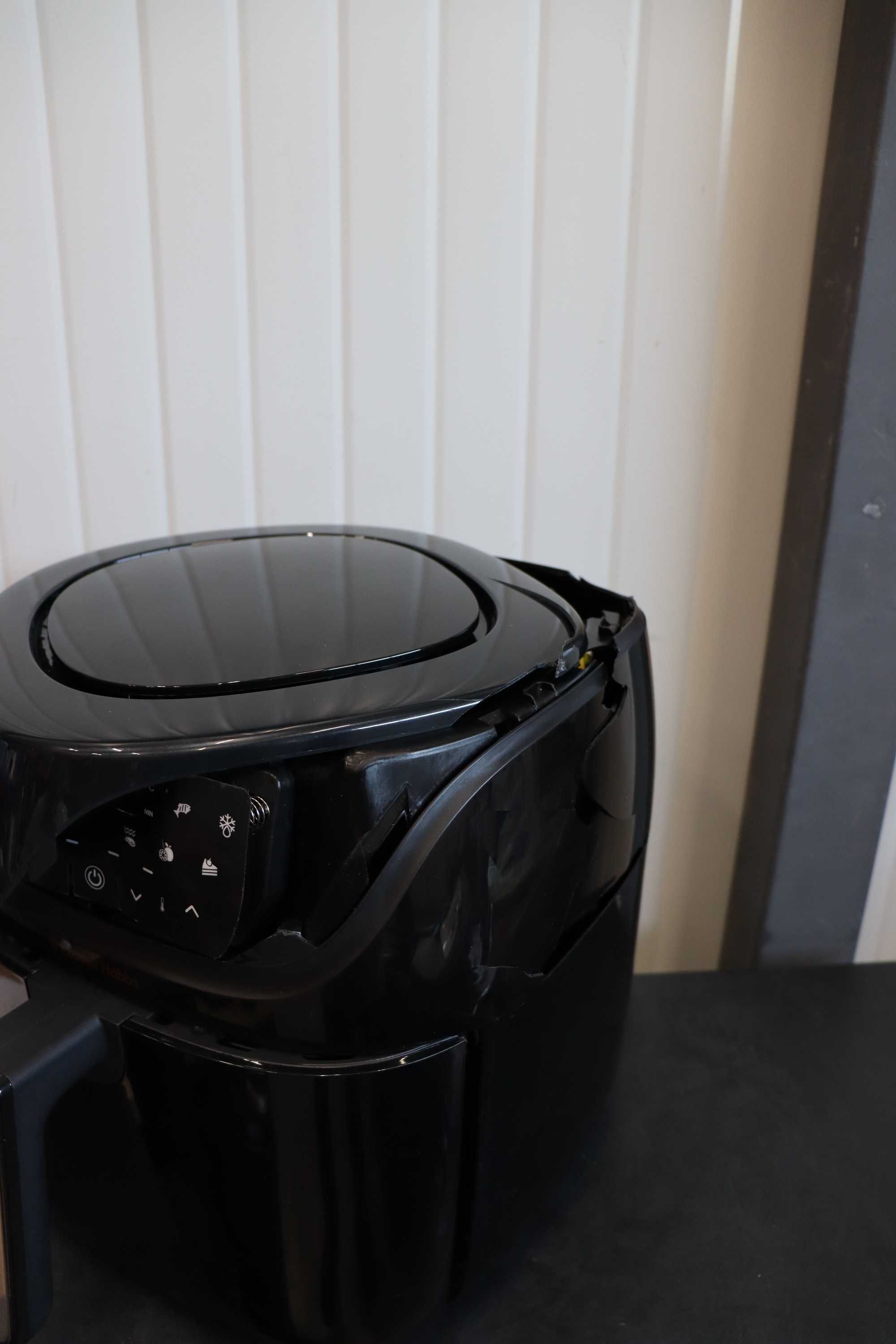 Russell Hobbs XXL Family Rapid Digital Air Fryer 8L С ДЕФЕКТ РАБОТИ