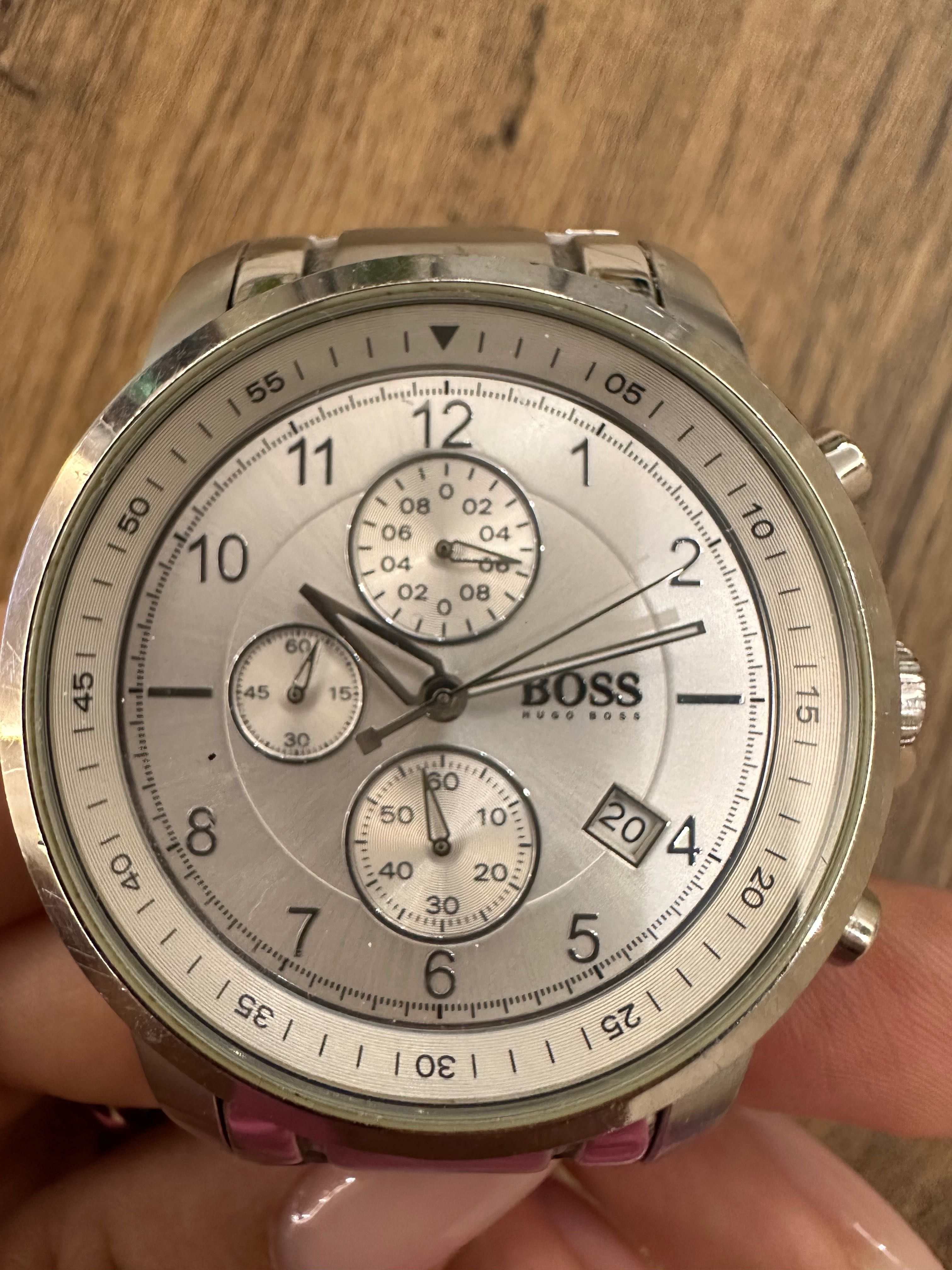 Часовник Hugo Boss