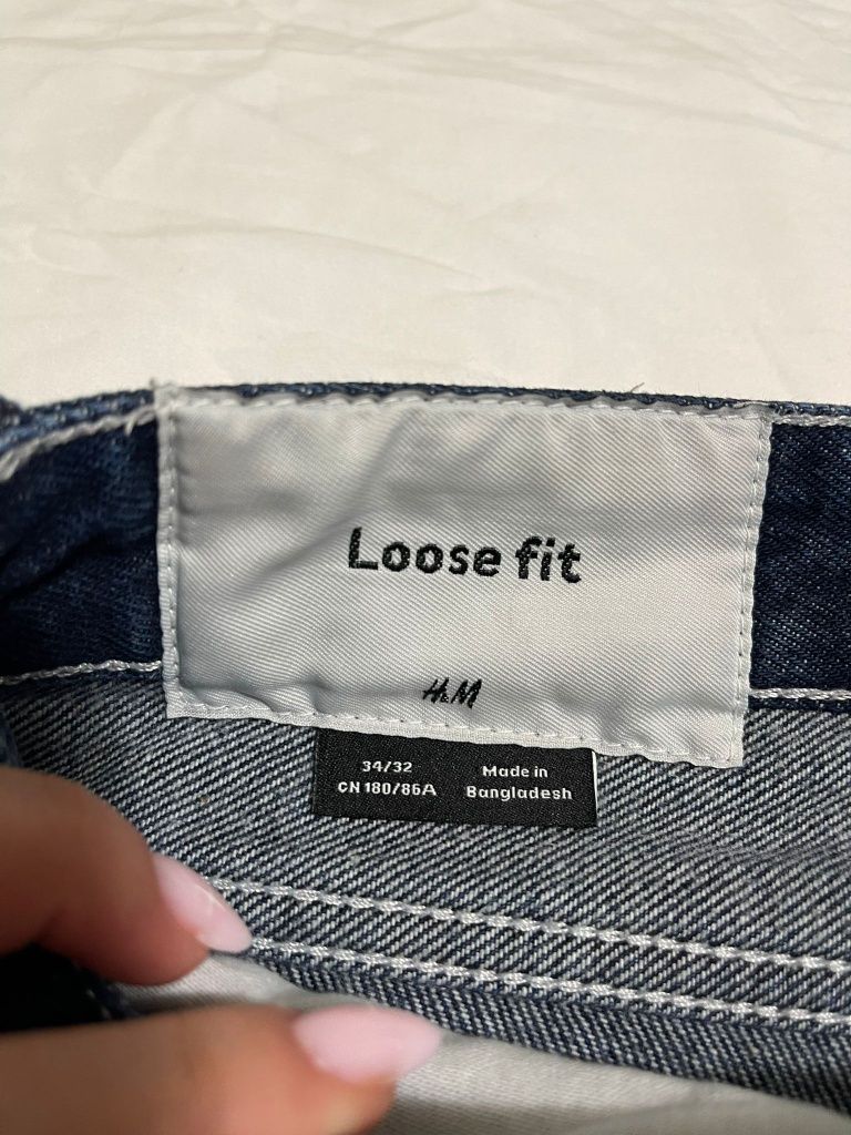 Blugi H&M condiție buna