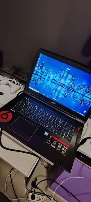 Vând Laptop MSI GAMING