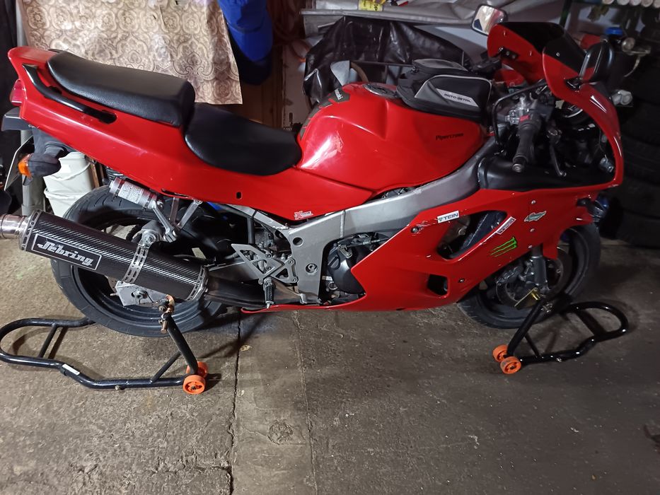 Kawasaki ninja ZX600F