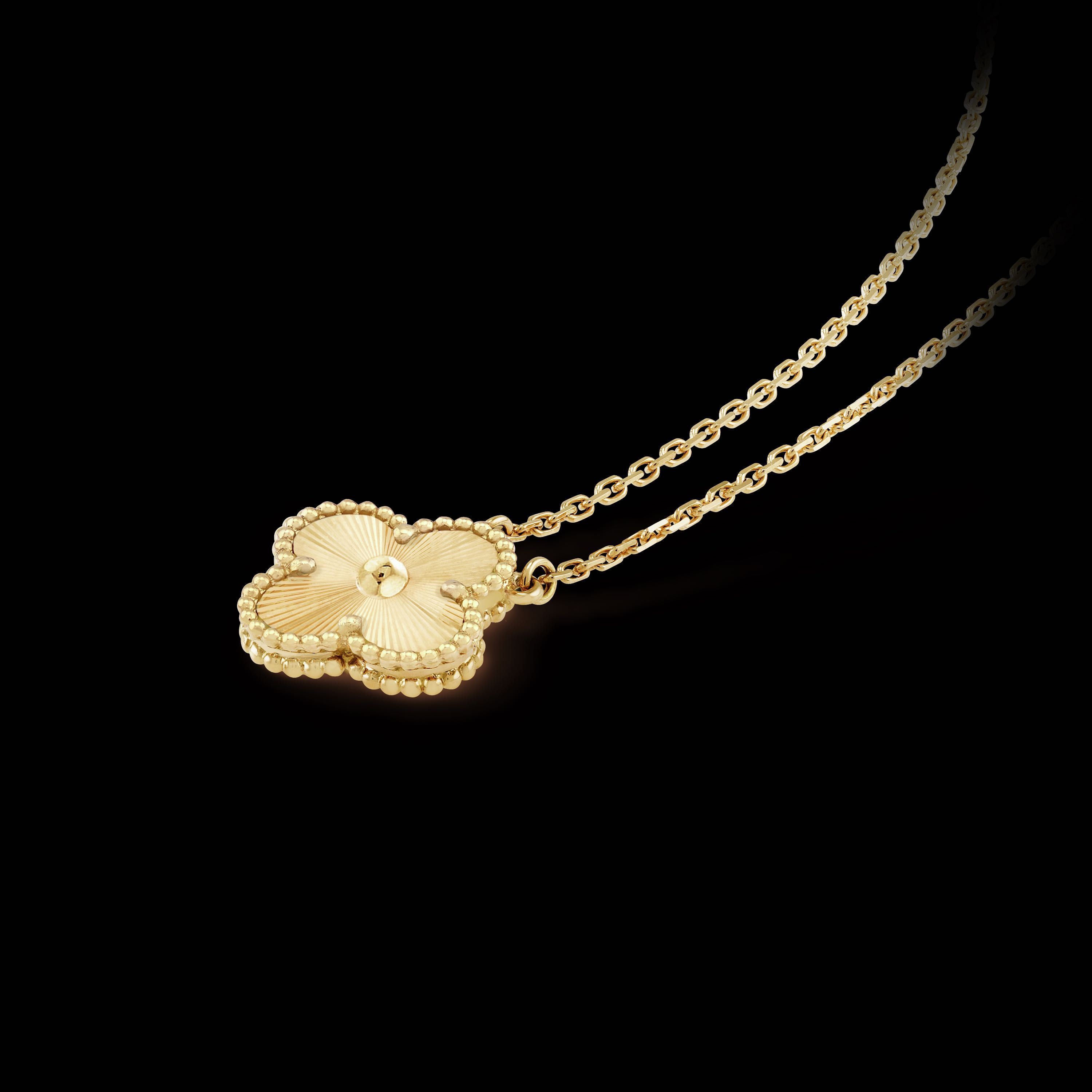 NEW Подвеска Van Cleef and Arpels Alhambra