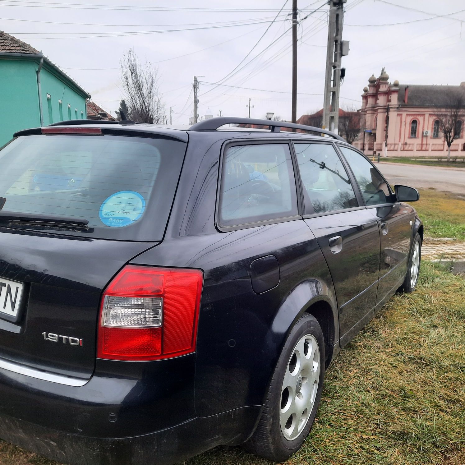 Vând Audi A4B6 131cp An2004